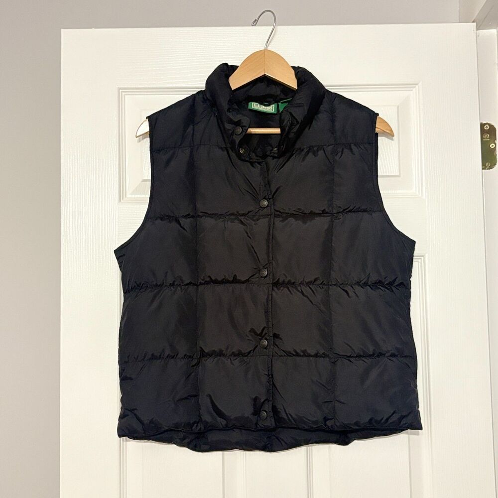 Vintage LL Bean Puffer Vest Womens M Black Goose Down Snap Up Quilted 90s Pocket